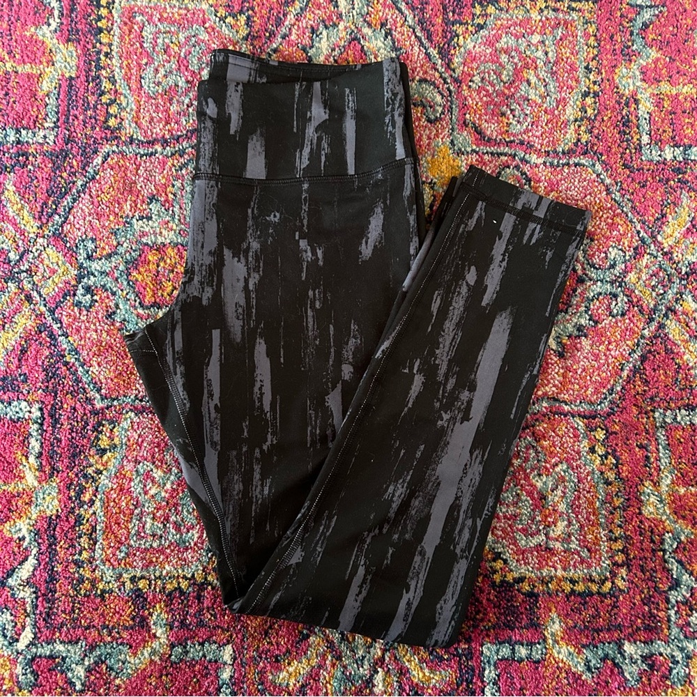 Black and Gray Patterned Leggings, 90 Degree by Reflex